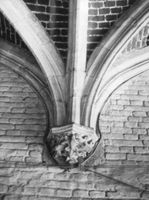 B045012