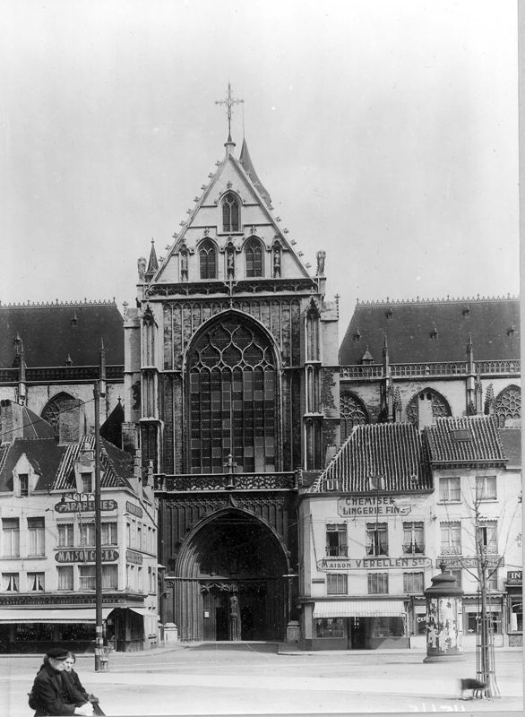 cathédrale / Kathedraal Onze-Lieve-Vrouw ten Hemel opgenomen