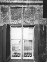B045322