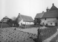 B045338