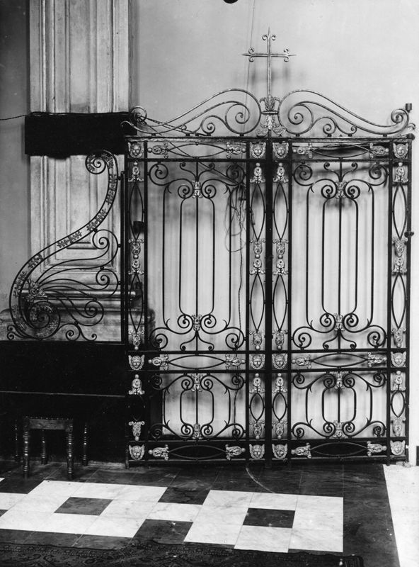 grille[élément d'architecture] / Sint-Amandusinstituut[voorm.Alexianerklooster]