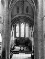 B046332