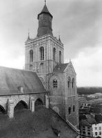 B046371