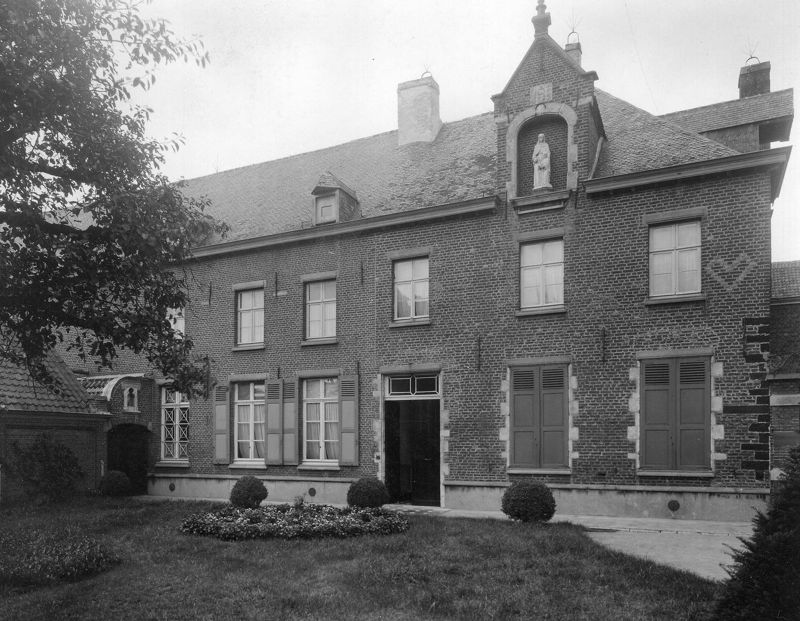 monastère / Klooster Grauwzusters-Franciscanessen Annadael