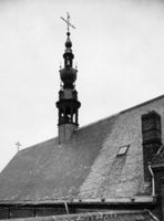 B047085