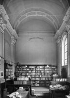 B047093