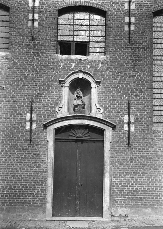 église conventuelle / Klooster van de Grauwzusters[Velzeke-Ruddershove]