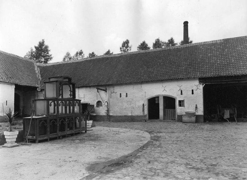 "Hof van Oranje"