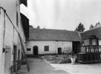 B047162