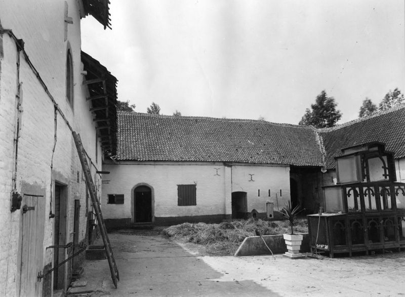 "Hof van Oranje"
