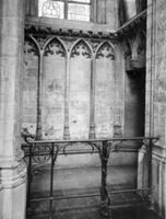 B047873