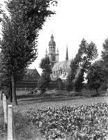 B047881