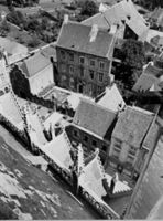 B047902