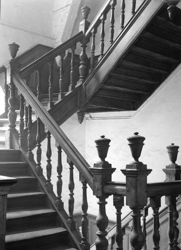 rampe d'escalier / Klooster van de Geschoeide Karmelieten