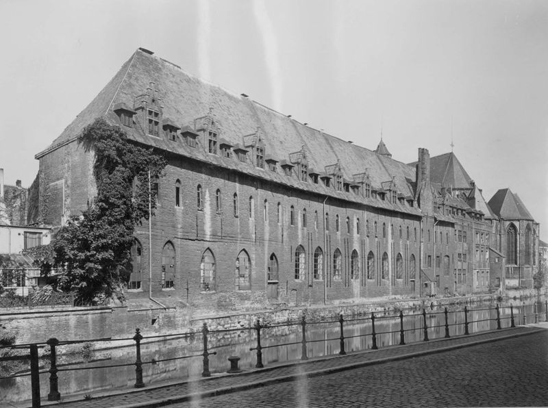 monastère / Klooster van de Dominikanen. Het Pand