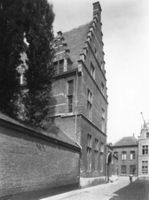 B048514