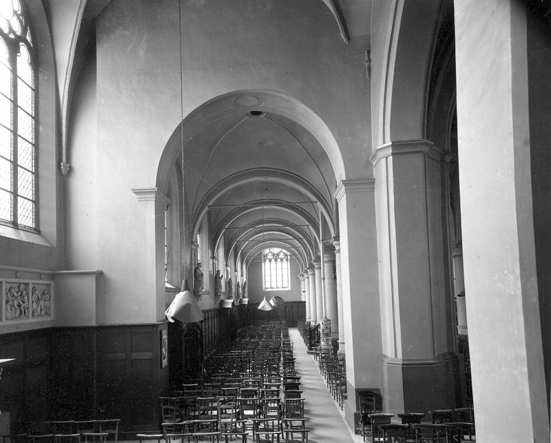 église-halle / Kerk Sint-Amandus en Blasius[Waregem]