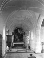 B049548