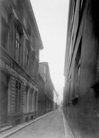 B049966