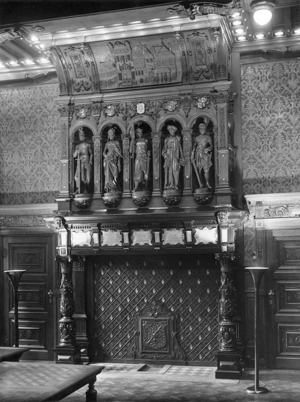 cheminée[élément d'architecture] / Stadhuis[Antwerpen]