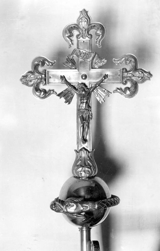 croix de procession / Kerk O.L.Vrouw van Sint-Leodegarius[Bornem]