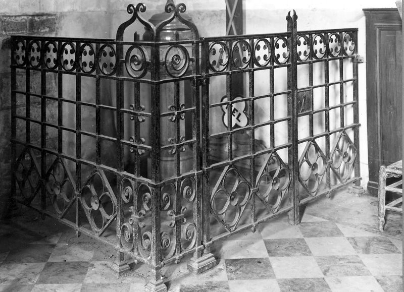 clôture de chapelle[grille] / Kerk Sint-Gaugericus[Kobbegem]