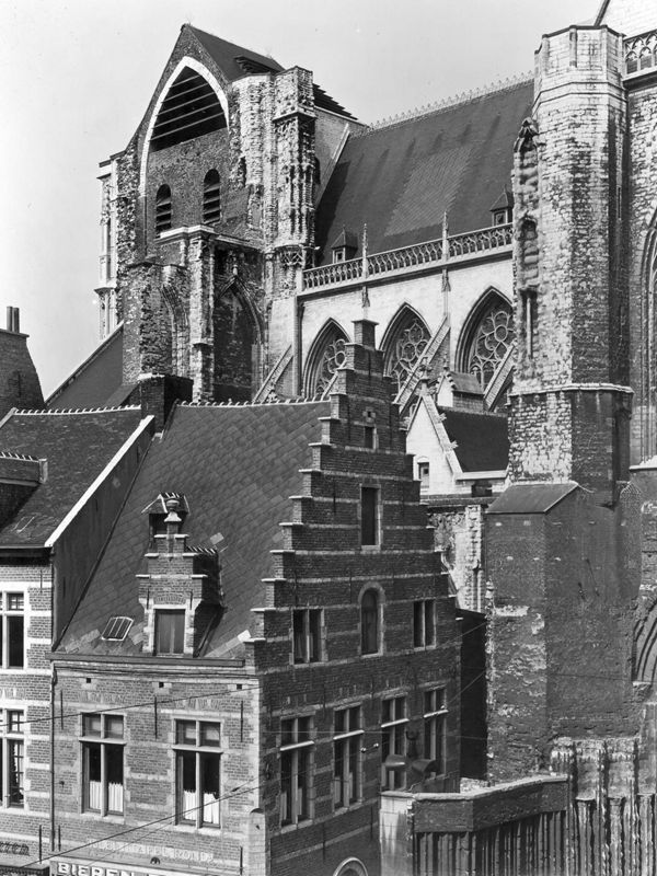 église paroissiale / Kerk Sint-Pieter[Leuven]