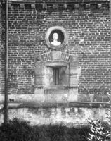 B052124