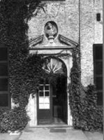 B052881