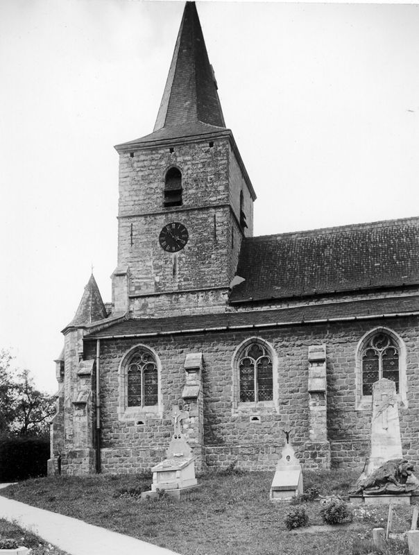 église en croix / Kerk Sint-Jan-Baptist[Relegem]