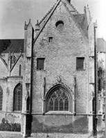 B053249