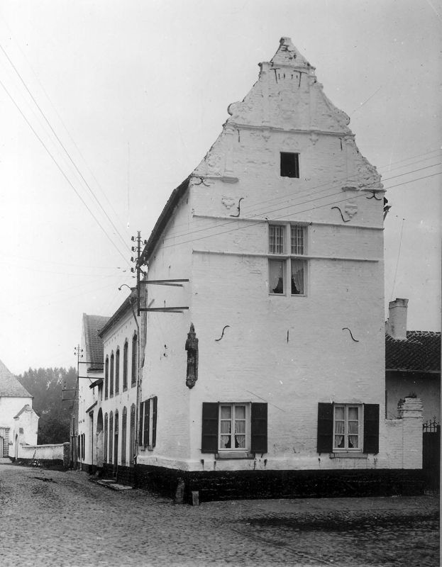Spiegelhuis