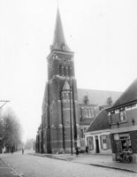 B053813