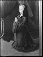 B055329