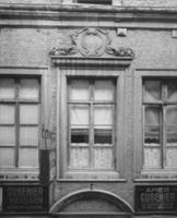 B056031