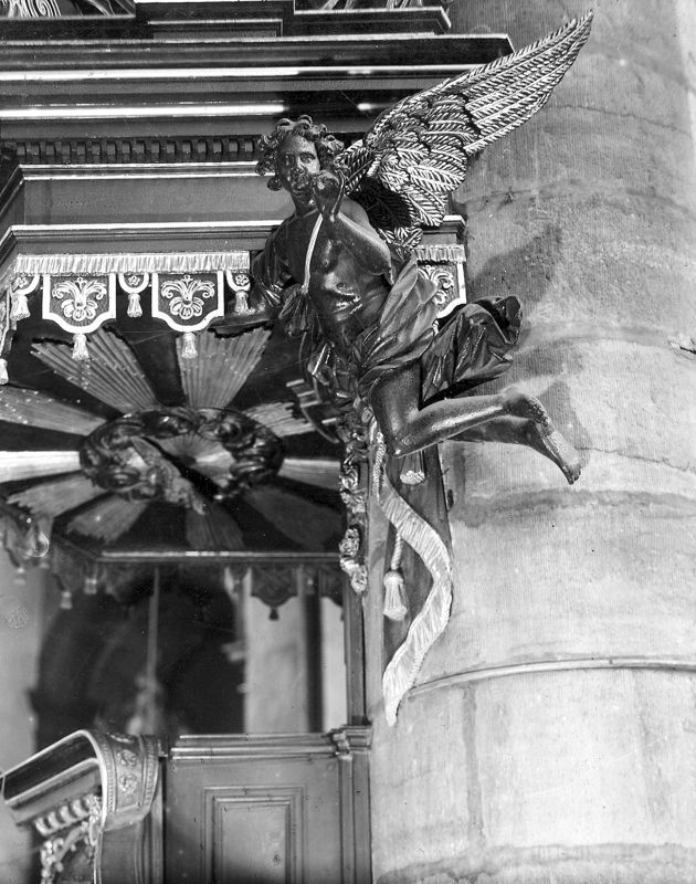 chaire de vérité / Eglise Saint-Nicolas[Liège]