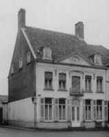 B058669