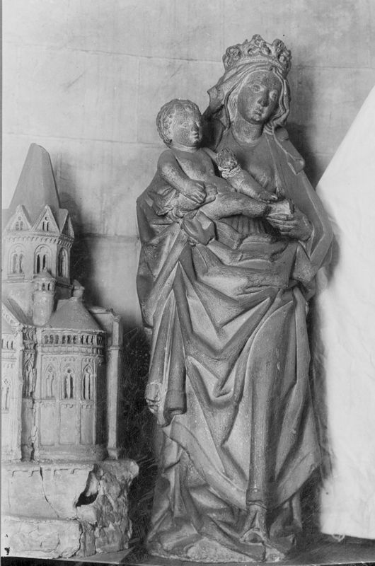 Vierge à l'Enfant