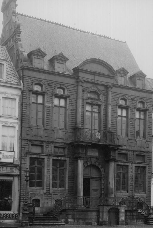 hôtel de ville / Hôtel de ville[Ath]
