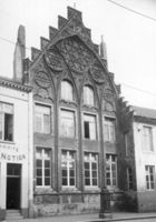 B060883