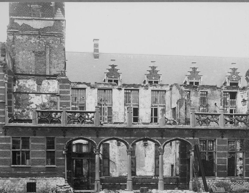 Hof van Busleyden