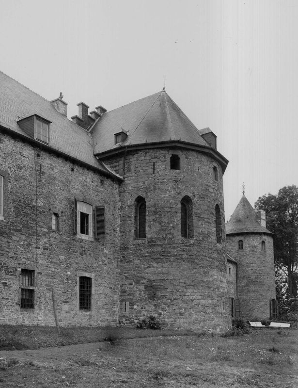 château / Construction[Corroy-le-Château]