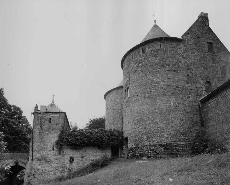 château / Construction[Corroy-le-Château]