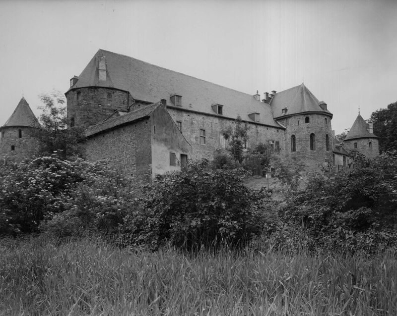 château / Construction[Corroy-le-Château]