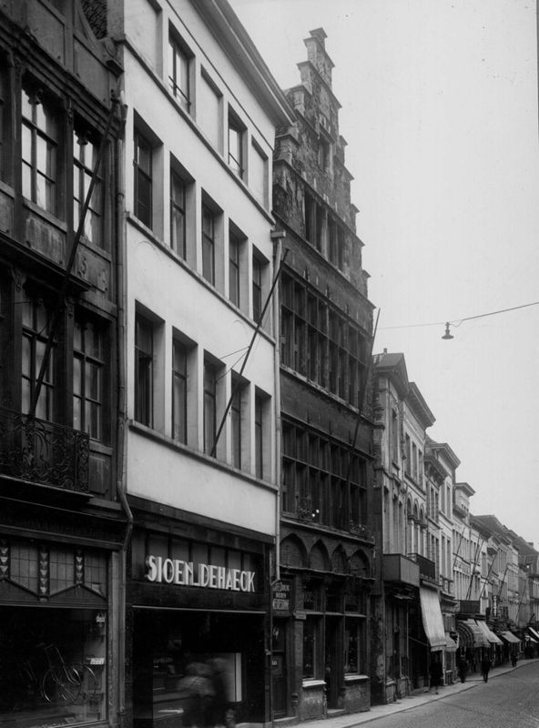 woongebouw / Bouwwerk[Gent]