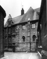 B073781