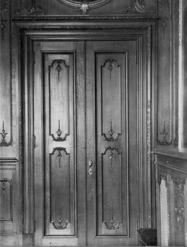 porte intérieure / Hôtel de ville[Liège]