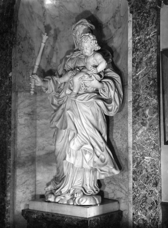 Vierge à l'Enfant