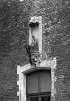 B075439