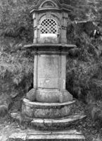 B075946